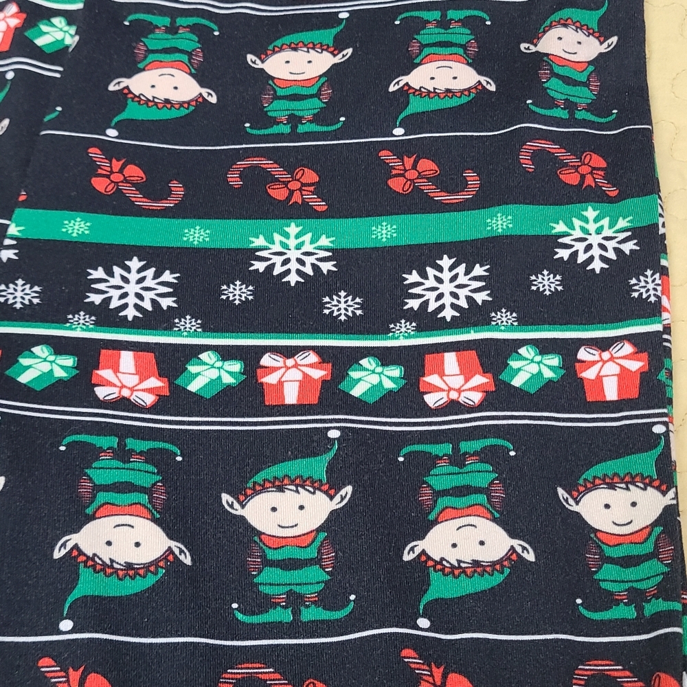 Poof Merry Christmas Elves holiday season leggings size L